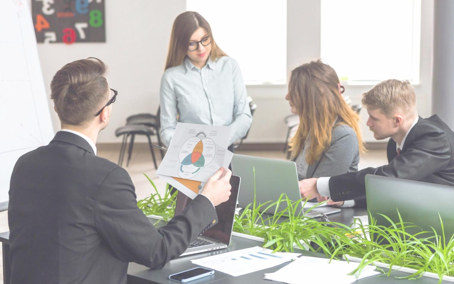 Analyse de relevés bancaires et factures mensuelles